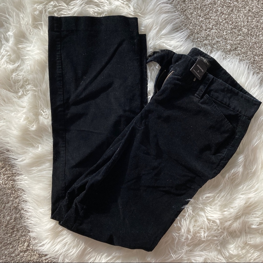Ann Taylor Signature | Black Straight-Leg Corduroy Pants Size 2 - Picture 6 of 13